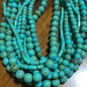 NWT Premier Designs Aloha Necklace